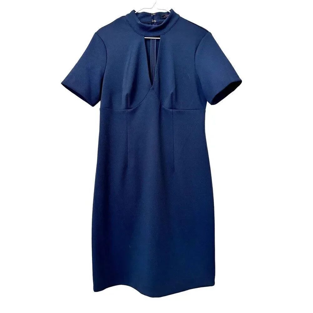 Trina Turk Mock Neck Short Sleeve Cutout Camari Choker Sheath Dress Navy Size 8